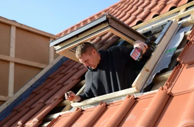 Pose de fenêtres de toit Velux à Lapleau